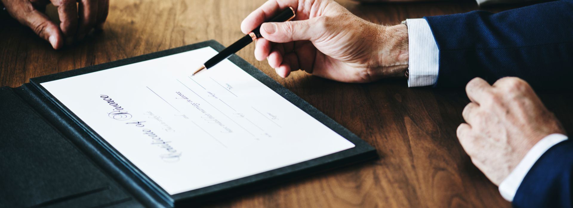 Especialista en contratos y obligaciones en asturias